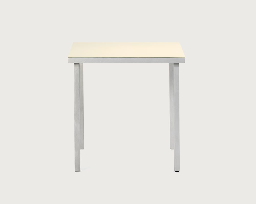 Alu-Table-Ivory-Outdoor-Muller Van Severen-Savannah Bay Gallery Outdoor-02