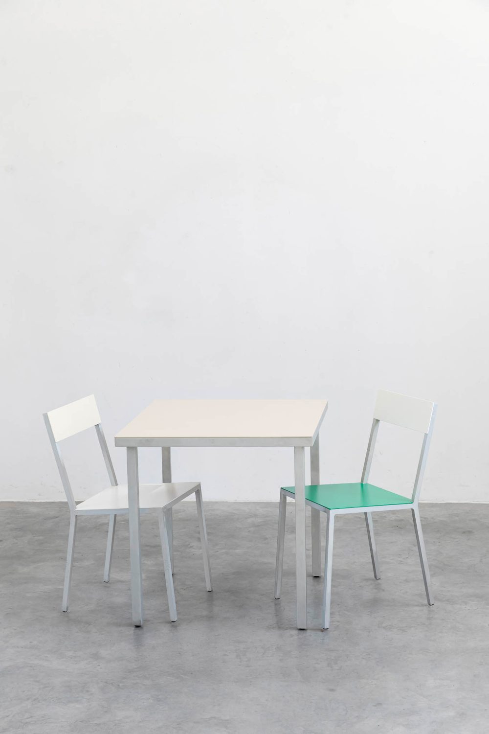 Alu-Tables-Outdoor-Muller Van Severen-Savannah Bay Gallery Outdoor-09