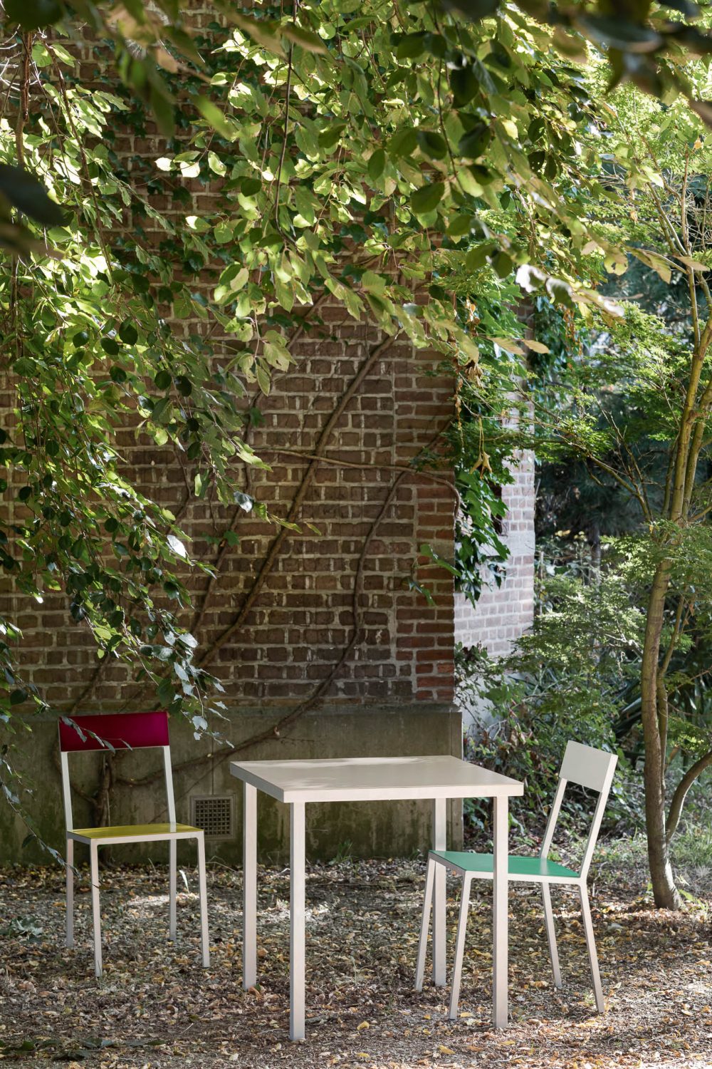 Alu-Tables-Outdoor-Muller Van Severen-Savannah Bay Gallery Outdoor-14
