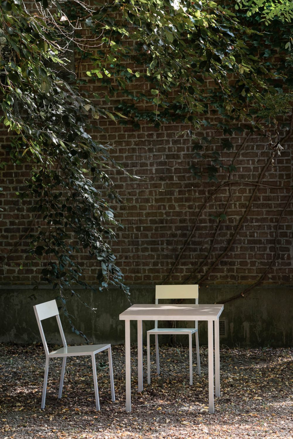 Alu-Tables-Outdoor-Muller Van Severen-Savannah Bay Gallery Outdoor-15